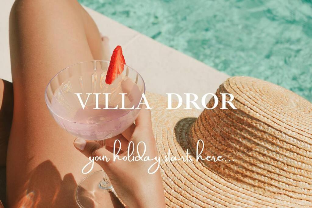 Villa By Eezy - בית 4 חדרי שינה עם בריכה עד 10 אורחים